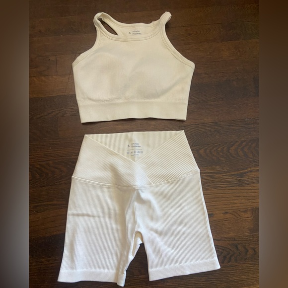 Ribbed workout set - Picture 1 of 2